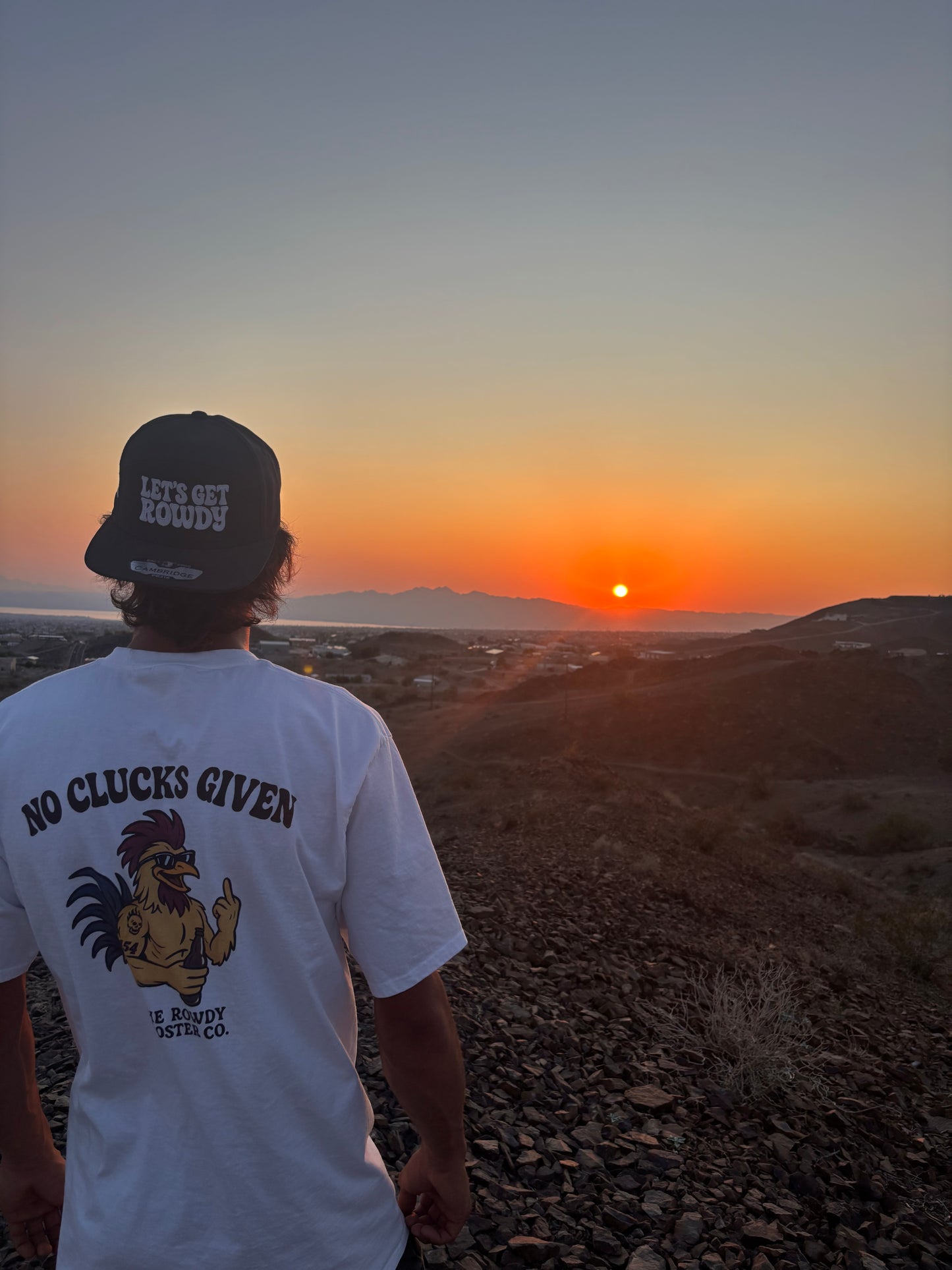 No clucks TEE